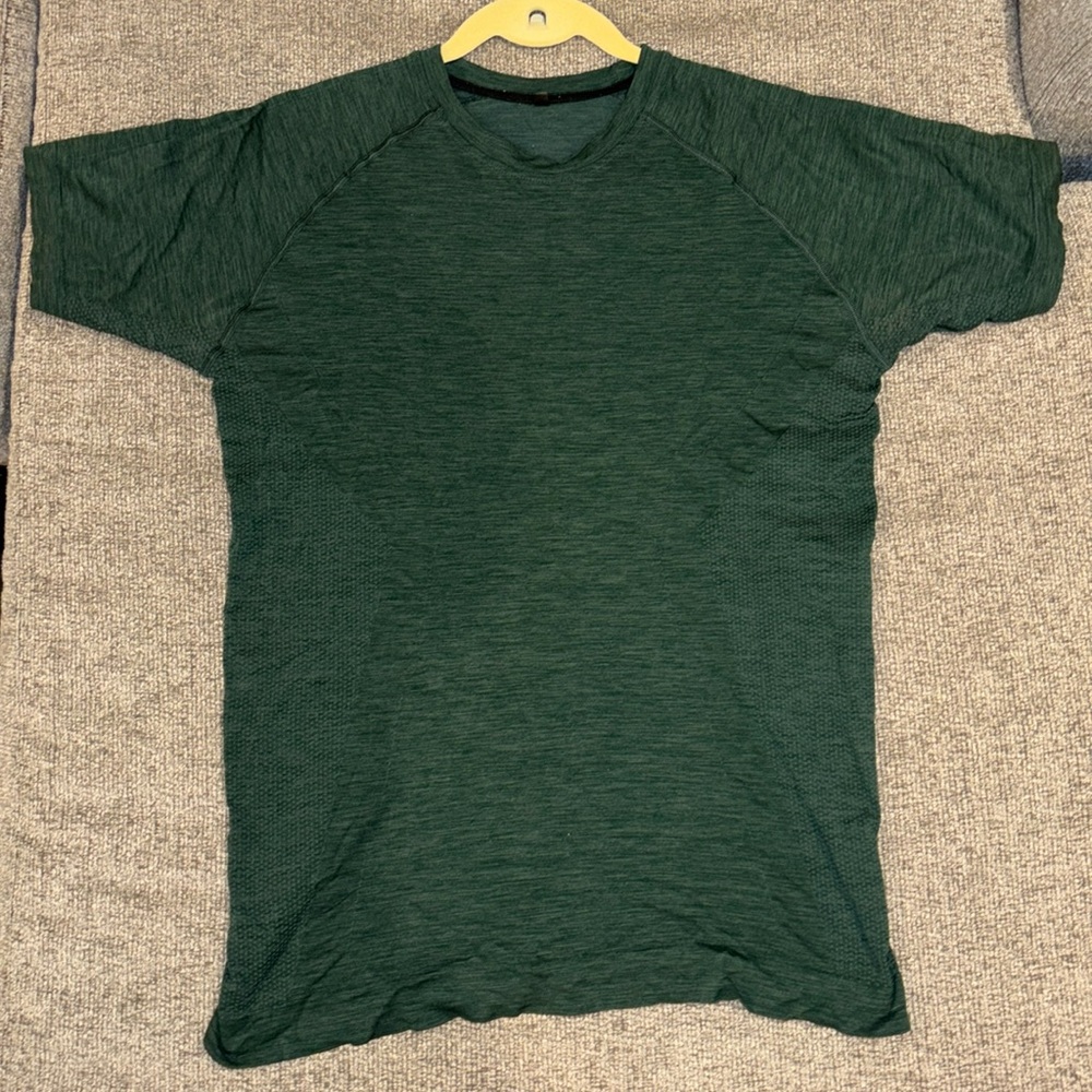 Alphalete hero tee